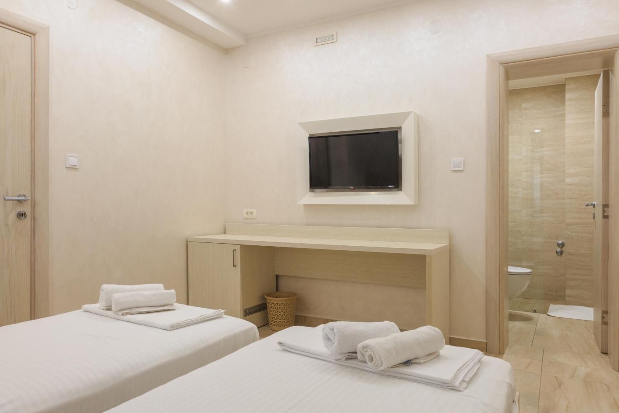 Hotel Maksim Herceg Novi Exteriör bild