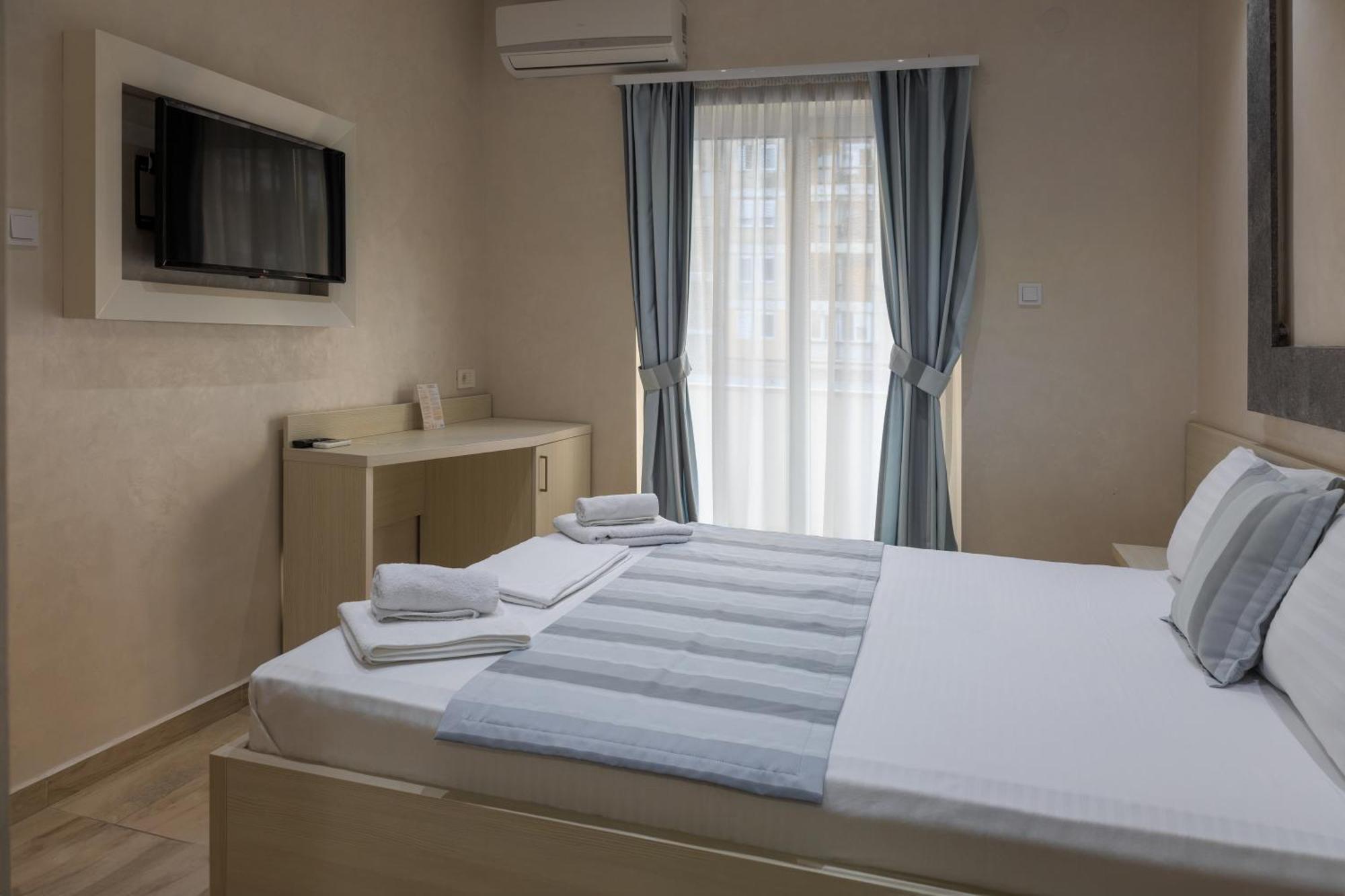 Hotel Maksim Herceg Novi Exteriör bild