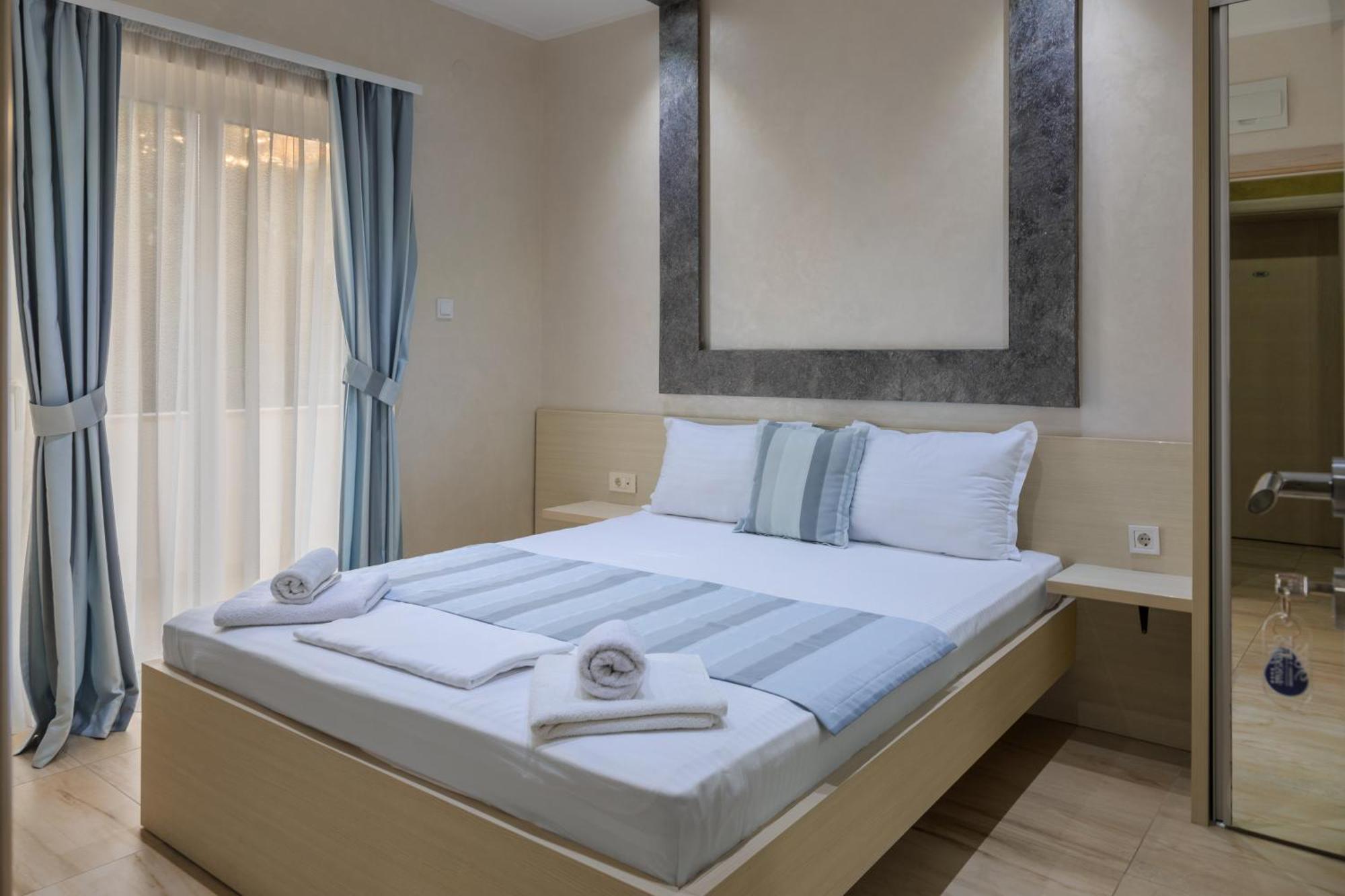 Hotel Maksim Herceg Novi Exteriör bild