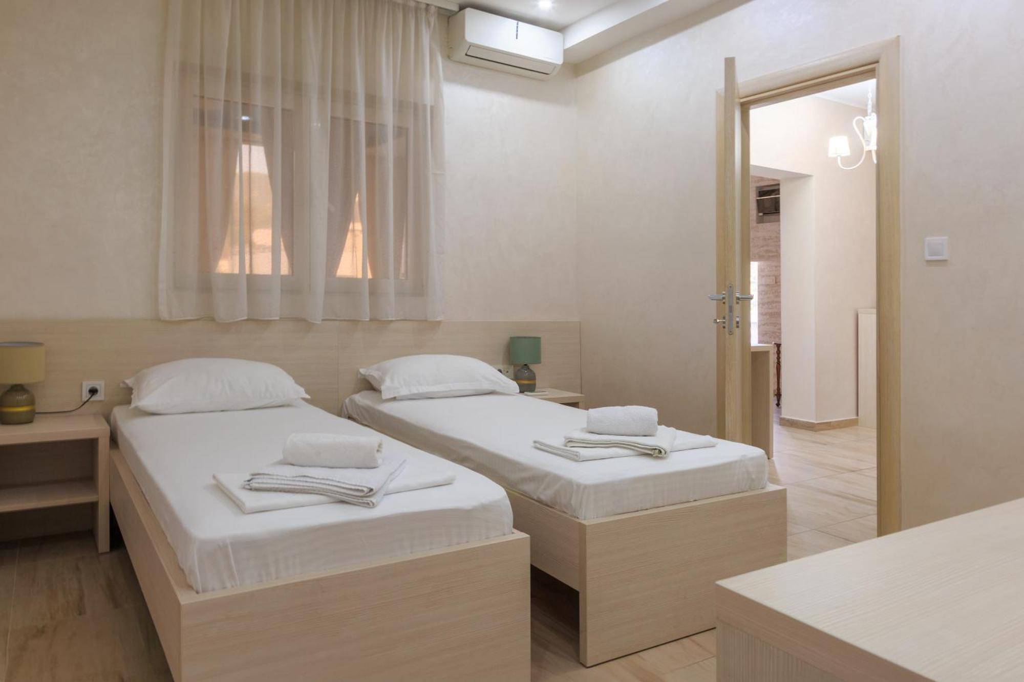 Hotel Maksim Herceg Novi Exteriör bild